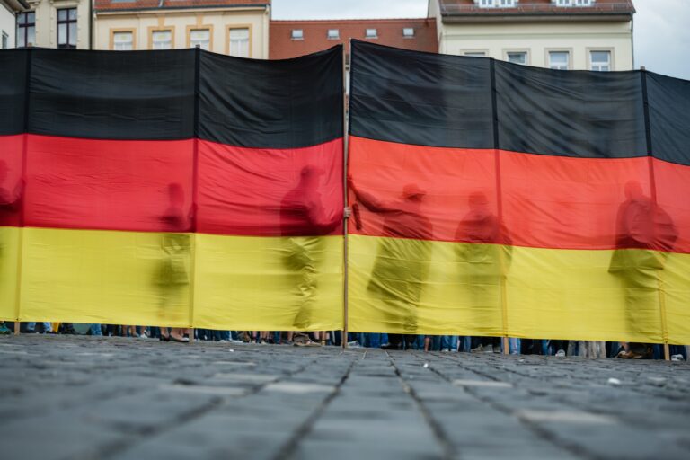 Γερμανία: Προβάδισμα της AfD σε δημοσκόπηση