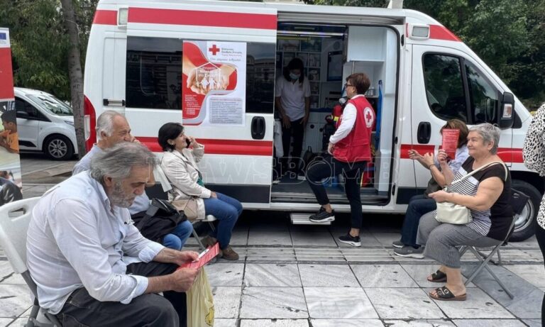 Με μία μεγάλη δράση στην Πλατεία Συντάγματος, ο Ελληνικός Ερυθρός Σταυρός, τιμά την Παγκόσμια Ημέρα Υγείας στις 7 Απριλίου