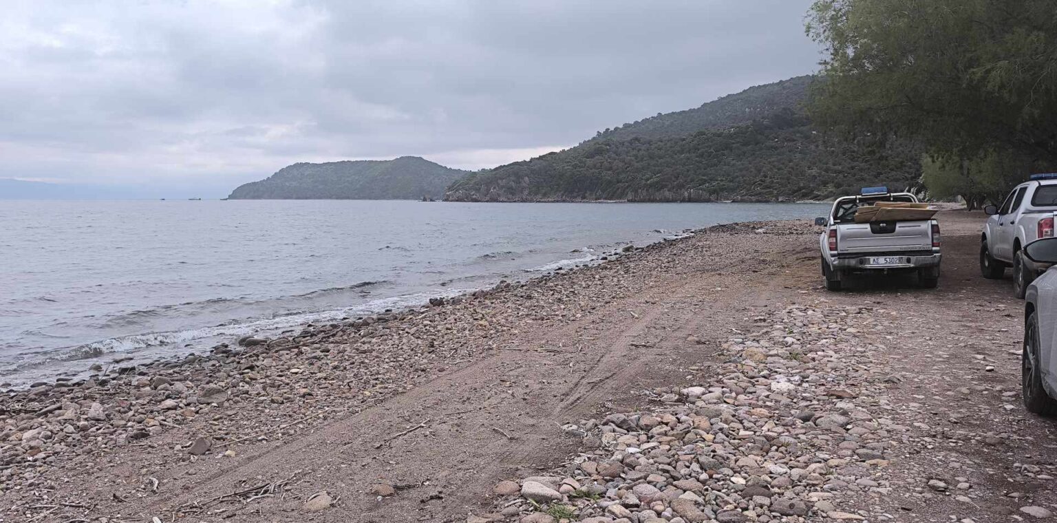 Λέσβος: Ανατροπή λέμβου με 31 μετανάστες στη Σκάλα Συκαμιάς