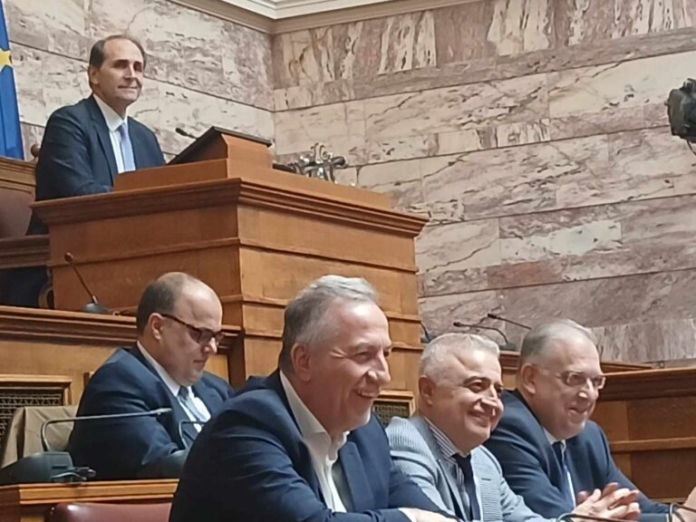 ΝΔ: Ενημερωτική συνάντηση βουλευτών από τον Τ. Θεοδωρικάκο για νο ν/σ της μεταρρύθμισης του αναπτυξιακού νόμου στην Αττική