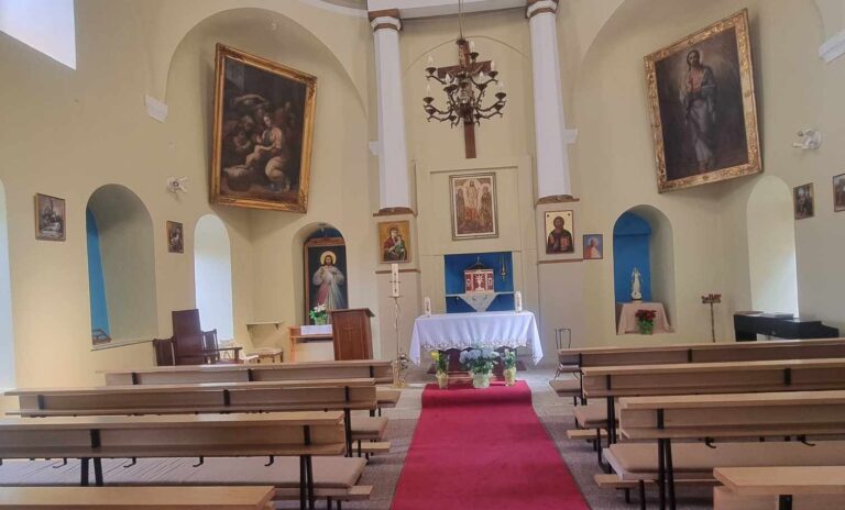 Ναύπλιο: Κλειστή η καθολική εκκλησία της Μεταμορφώσεως του Σωτήρος λόγω πένθους για την εκδημία του Ποντίφικα