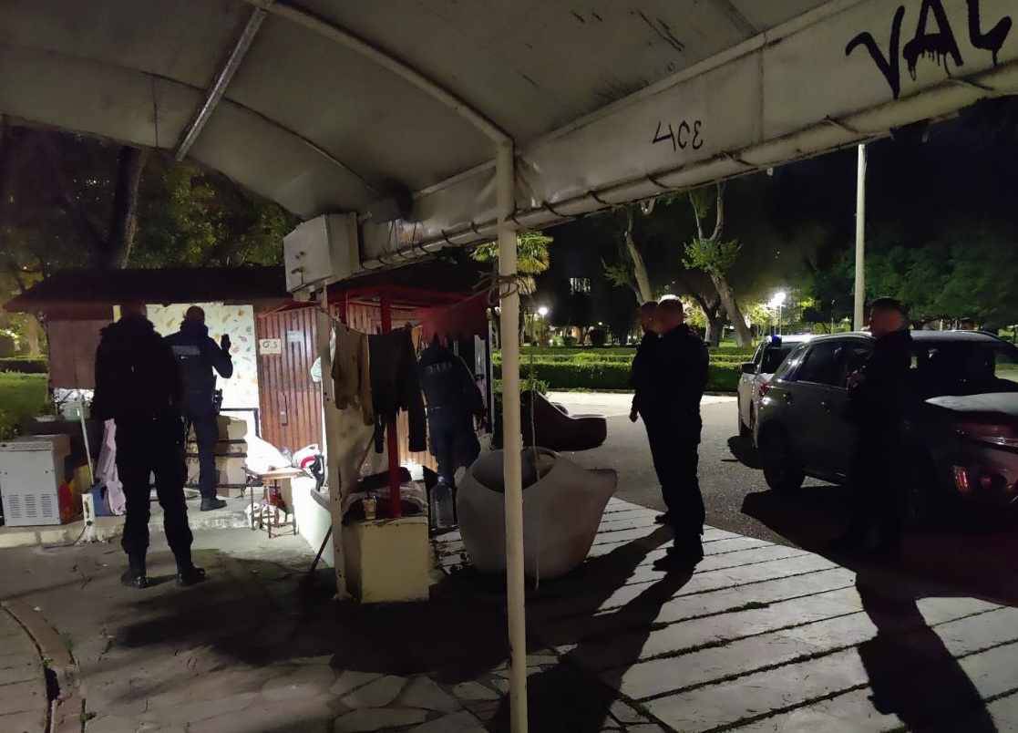 Θεσσαλονίκη: Συντονισμένη επιχείρηση Δημοτικής Αστυνομίας και ΕΛ.ΑΣ. για την απελευθέρωση κατειλημμένου δημόσιου χώρου