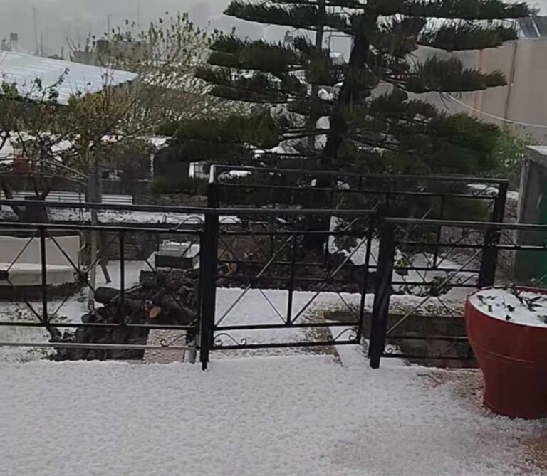 Ηράκλειο: Έντονη χαλαζόπτωση στη Μεσαρά (βίντεο)