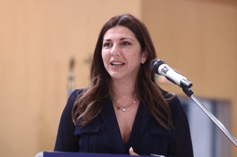 Σ. Ζαχαράκη σε Διευθυντές Εκπαίδευσης: Σας εμπιστεύομαι, θα είμαστε πανέτοιμοι για τη νέα σχολική χρονιά – Επιπλέον 3 εκατ. ευρώ για τεχνολογικό εξοπλισμό