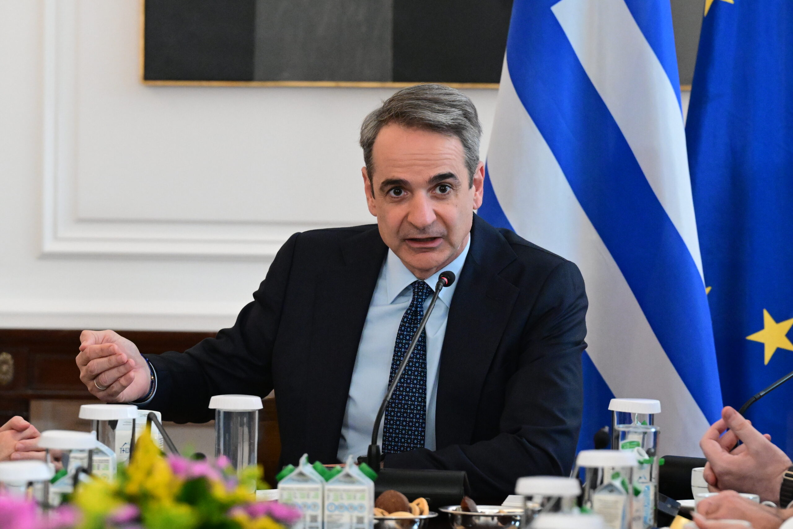 TikTok από τον Πρωθυπουργό για την οδική ασφάλεια: «Oδήγηση και αλκοόλ δεν πάνε μαζί, ποτέ»