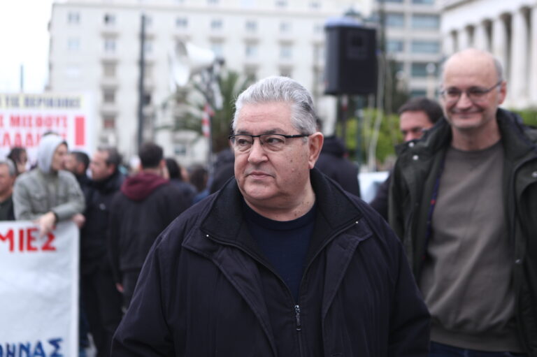 Δ. Κουτσούμπας: Η συμμετοχή στις απεργιακές συγκεντρώσεις δείχνει το ρεύμα οργής και αγανάκτησης