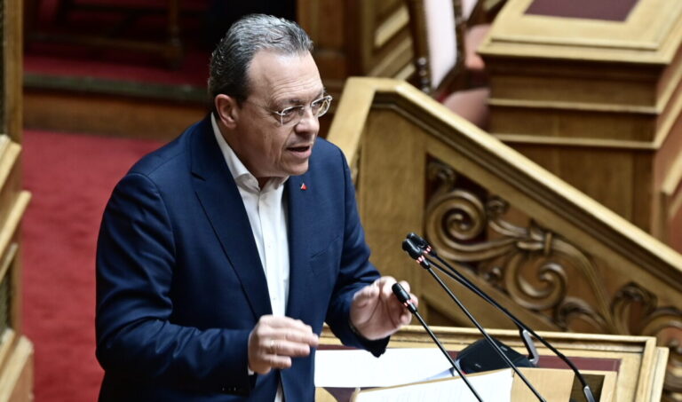 Σωκράτης Φάμελλος: Κατώτεροι των περιστάσεων ΠΑΣΟΚ και Νέα Αριστερά