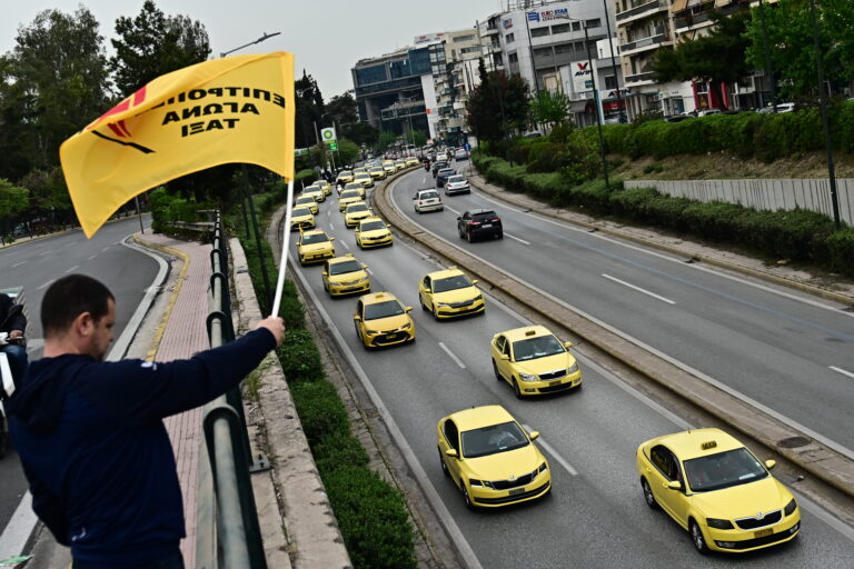 Δ. Παληαρούτα (Γ.Γ. Μεταφορών) στο Πρώτο: Μόνο σε δεύτερο χρόνο και υπό προϋποθέσεις η χρήση λεωφορειολωρίδων από ταξί (audio)