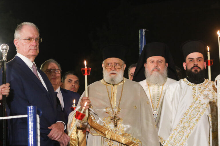 «Γιορτάζουμε σήμερα τη νίκη της ζωής, τη νίκη του φωτός, τη νίκη της ελπίδας και τη νίκη της αισιοδοξίας» – Μήνυμα του ΠτΔ για την Ανάσταση