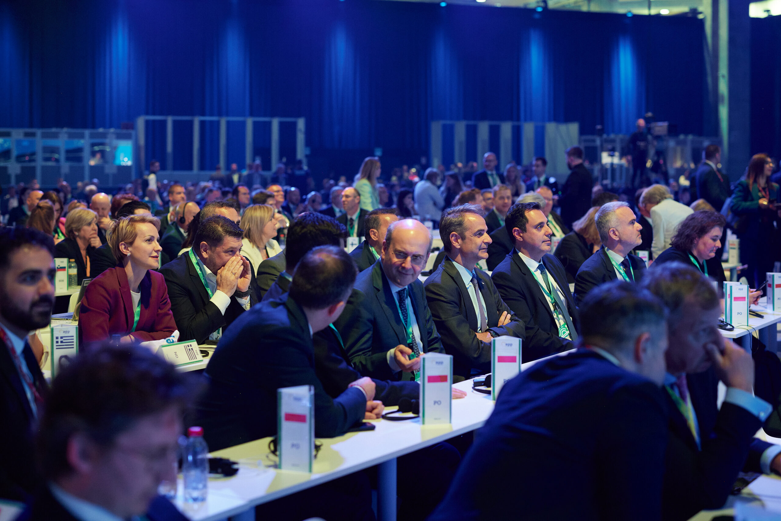 [377579] ΣΥΜΜΕΤΟΧΗ ΤΟΥ ΠΡΩΘΥΠΟΥΡΓΟΥ ΚΥΡΙΑΚΟΥ ΜΗΤΣΟΤΑΚΗ ΣΤΟ ΣΥΝΕΔΡΙΟ ΤΟΥ ΕΥΡΩΠΑΪΚΟΥ ΛΑΪΚΟΥ ΚΟΜΜΑΤΟΣ ΣΤΗΝ ΒΑΛΕΝΘΙΑ   (ΔΗΜΗΤΡΗΣ ΠΑΠΑΜΗΤΣΟΣ/ΓΡΑΦΕΙΟ ΤΥΠΟΥ ΠΡΩΘΥΠΟΥΡΓΟΥ/EUROKINISSI)