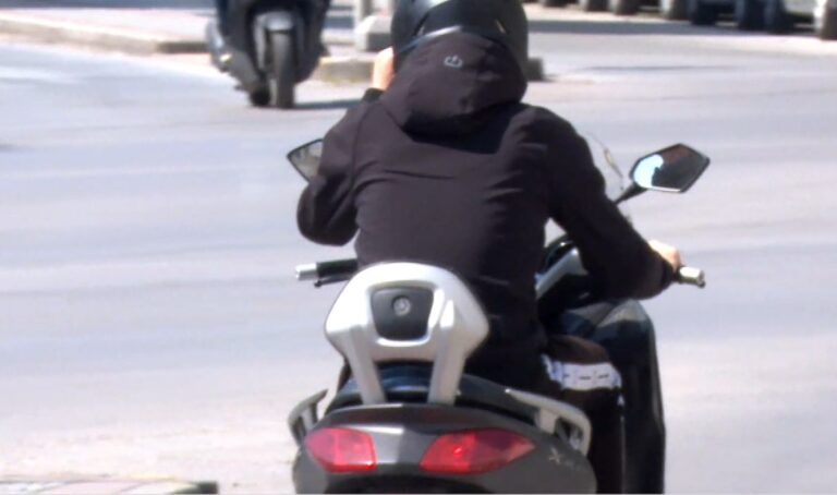 Θεσσαλονίκη: «Μάστιγα» τα περιστατικά με ανήλικους που οδηγούν χωρίς δίπλωμα