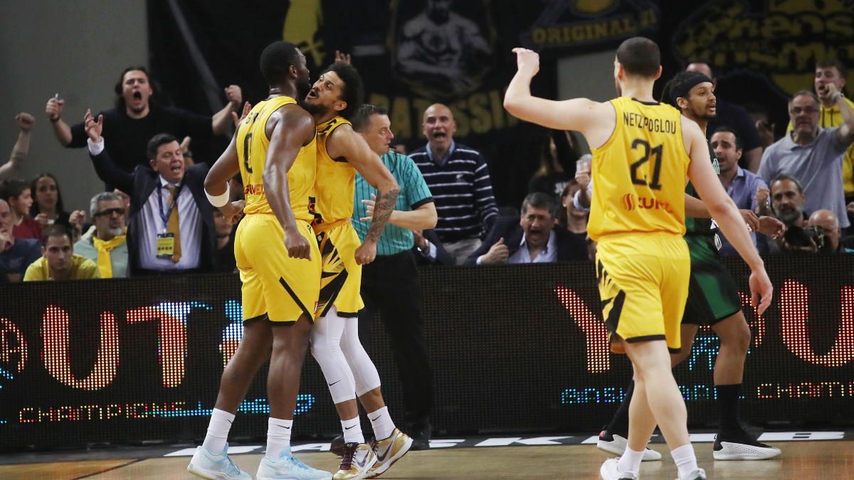 Champions League: Η ΑΕΚ έλιωσε 104-69 τη Ναντέρ στο ηφαίστειο της «SUNEL Arena» και «φτερούγισε» για final four