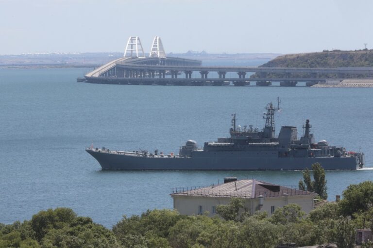 Οι επιπτώσεις μιας ενδεχόμενης αναγνώρισης της προσάρτησης της Κριμαίας από τη Ρωσία – Κερδισμένοι και χαμένοι
