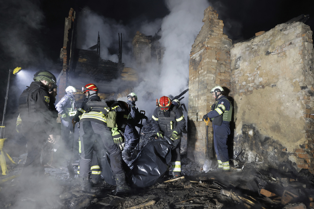 Ουκρανία: Τουλάχιστον ένας νεκρός και 39 τραυματίες από ρωσικά πλήγματα σε Ντνίπρο και Χάρκοβο