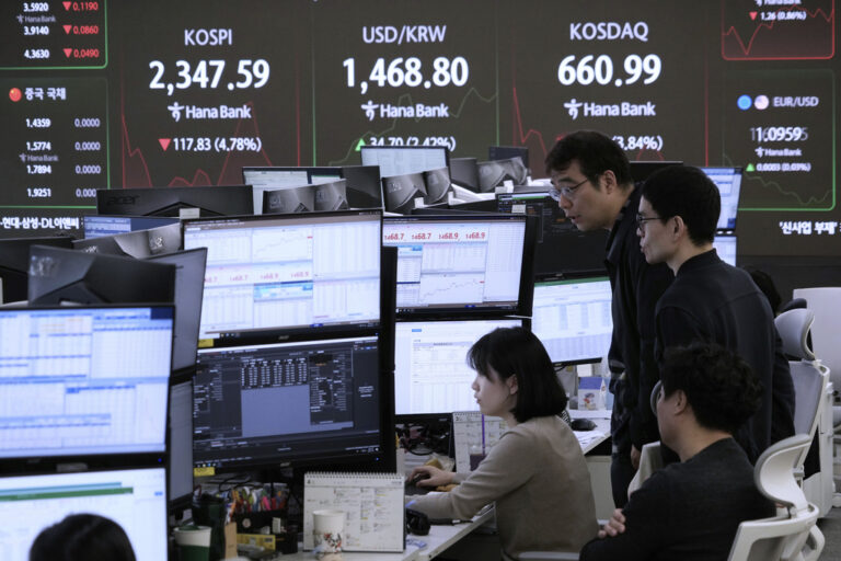 Τόκιο: Ανοδική τάση για τον δείκτη Nikkei καθώς οι δασμοί των ΗΠΑ εντείνουν τη μεταβλητότητα