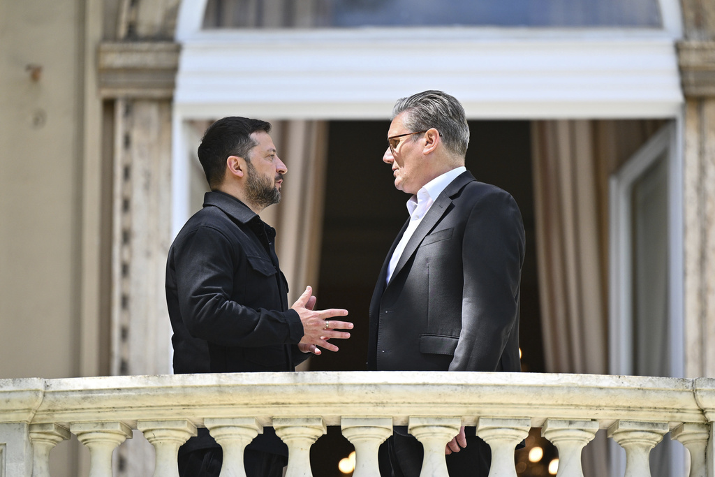 Στάρμερ και Ζελένσκι συμφώνησαν να διατηρήσουν τις θετικές συνομιλίες για την Ουκρανία
