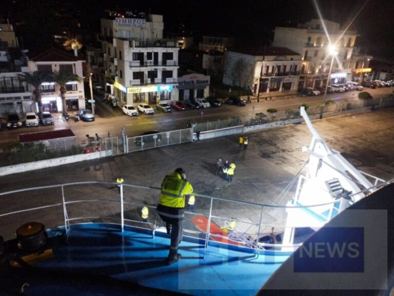 Χίος: Περιπέτεια για το «Νήσος Ρόδος» από το μπουρίνι