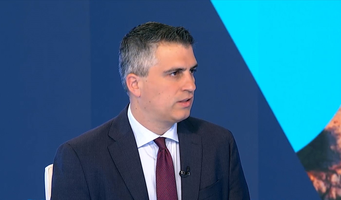 Xρ. Δήμας στο ΕΡΤΝews: Επεξεργαζόμαστε συνολικό σχέδιο για τα ΜΜΜ – Απαιτούνται 5 μήνες για τα έργα πλήρους αποκατάστασης στο σιδηρόδρομο