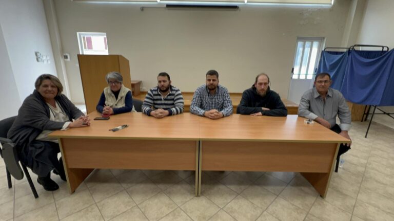 Οι εργαζόμενοι Τριανταφυλλιάς ζητούν επίδομα ανθυγιεινής εργασίας