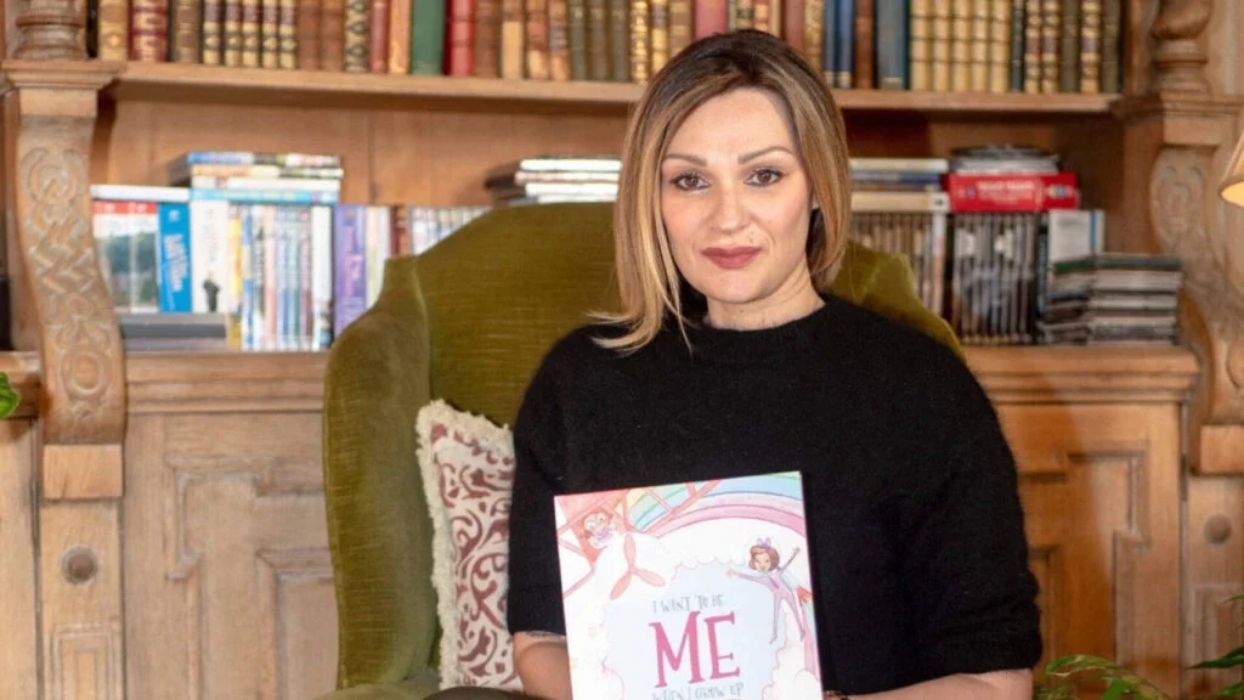 H ομογενής Elle Likopoulos τιμήθηκε με το χρυσό βραβείο των «Women Changing the World»