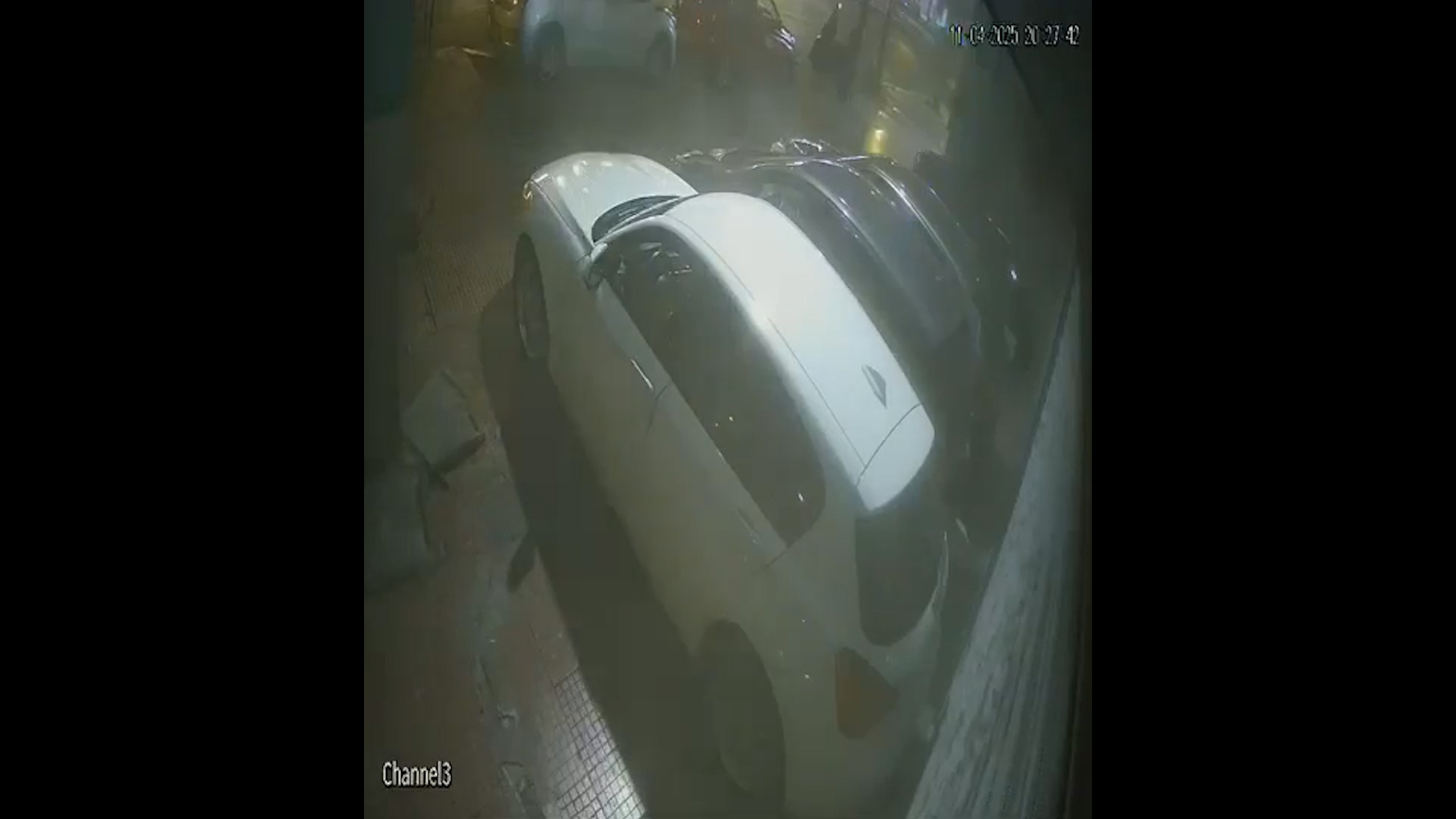 Βίντεο από τη στιγμή της έκρηξης έξω από τα γραφεία της Hellenic Train – Ακούστηκε μέχρι το Σύνταγμα