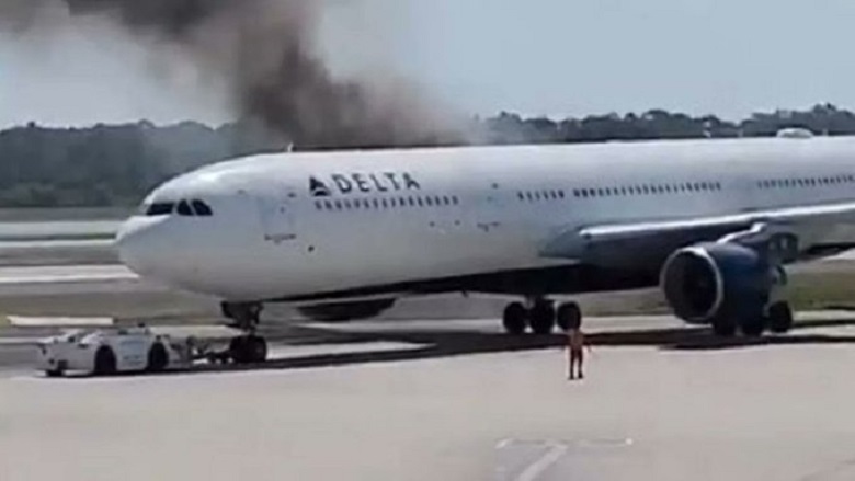 Αεροσκάφος με 282 επιβάτες εκκενώθηκε στο Ορλάντο λόγω πυρκαγιάς στον κινητήρα