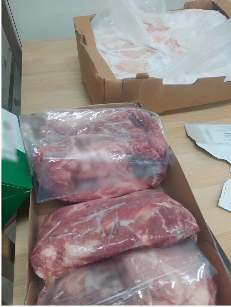 Regiunea Attica: Peste 4 tone de alimente nepotrivite, confiscate în urma controalelor din Săptămâna Mare