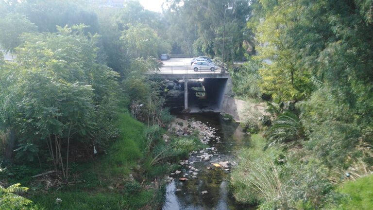 Αποκλείστηκαν δύο τουρίστες στο ρέμα Προμπονά – Ζήτησαν την αρωγή της Πυροσβεστικής
