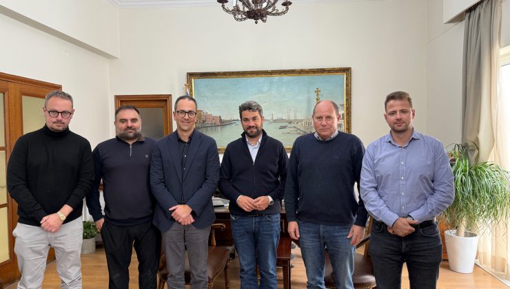 Χανιά: Συνάντηση της διοίκησης της Ένωσης Ξενοδόχων με το δήμαρχο Χανίων