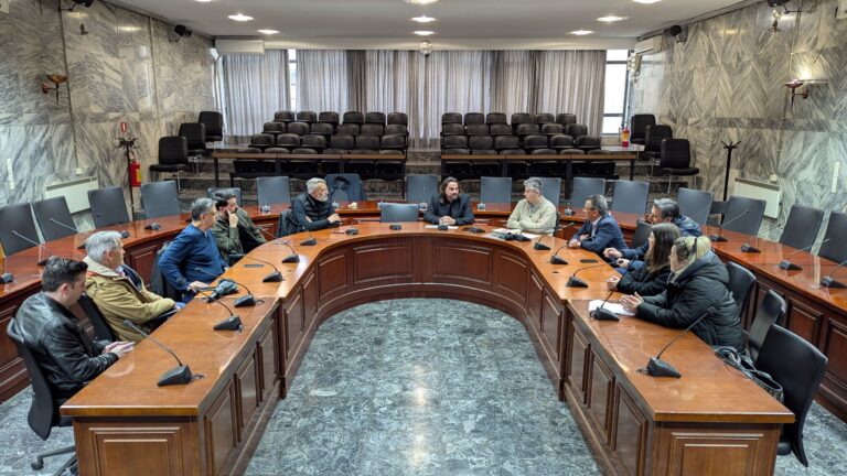 Δήμος Λαρισαίων: Σύσκεψη εργασίας για το πρόγραμμα αποκομιδής των απορριμμάτων