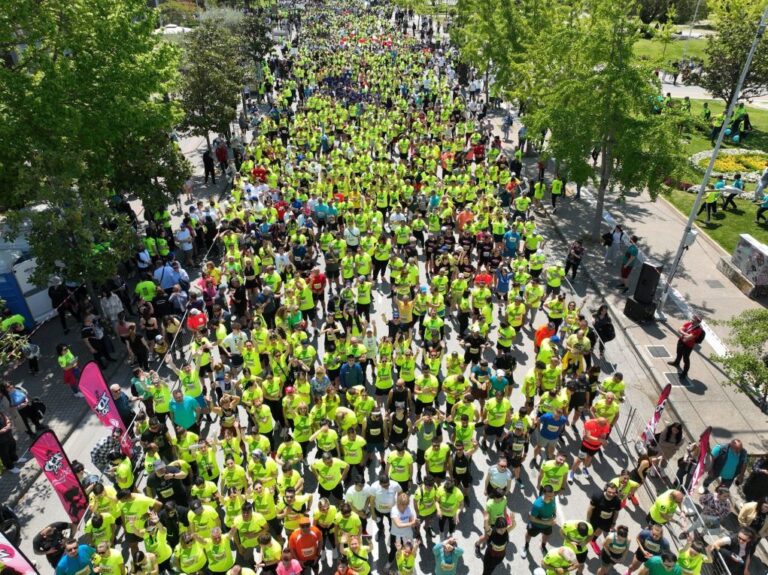 Live streaming: Δείτε τον 19ο Διεθνή Μαραθώνιο «Μέγας Αλέξανδρος» & τον 10ο Διεθνή Μαραθώνιο Ρόδου (07:00, ΕΡΤ3)