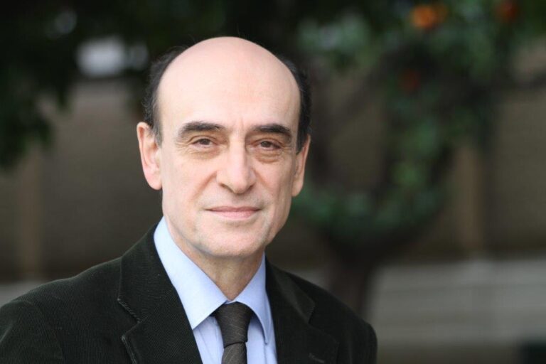 Π. Πετράκης στο ΕΡΤΝews: Τι σημαίνουν οι δασμοί Τραμπ για την παγκόσμια οικονομία