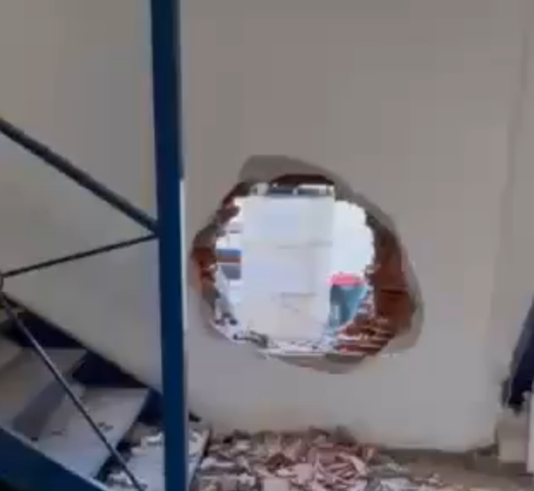 Θεσσαλονίκη: Απόπειρα “ριφιφί” στις Τεχνικές Υπηρεσίες του Δήμου Δέλτα (videos)