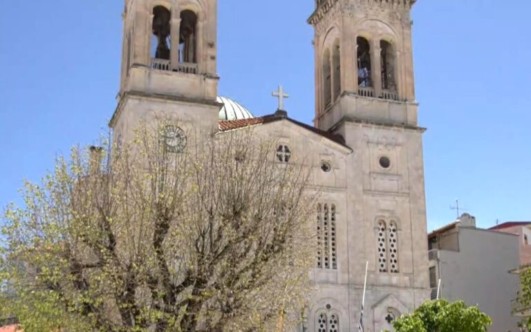 Τρίπολη: Συνάντηση και περιφορά των Επιταφίων της πόλης