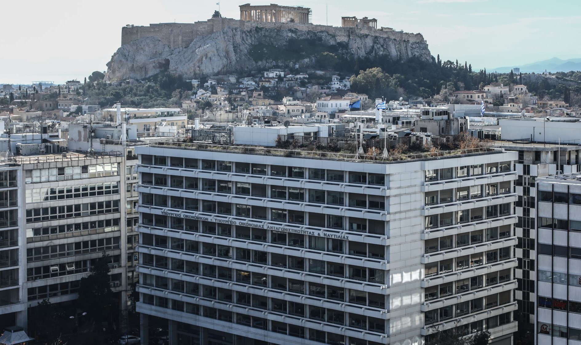 Η ημερομηνία «κλειδί» για τις νέες φορολογικές ελαφρύνσεις – Ποιοι ωφελούνται