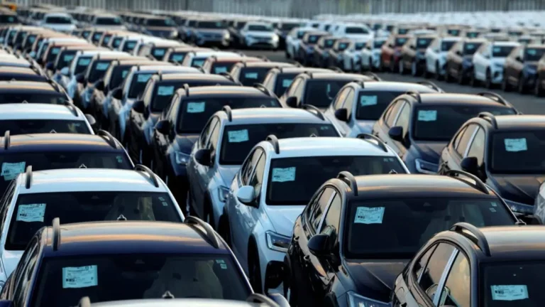 ΑΑΔΕ: Ξεκινάει το ψηφιακό πελατολόγιο οχημάτων