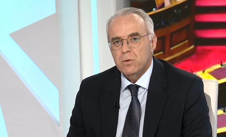 Π. Αμυράς στο ΕΡΤΝews: Το κεφάλαιο των δασμών πρέπει να κλείσει όσο το δυνατόν συντομότερα – Στόχος της κυβέρνησης να θωρακιστεί η αναπτυξιακή τροχιά της χώρας