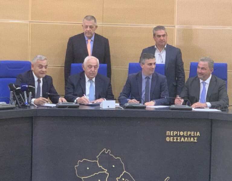 Χρ. Δήμας: Ξεκινούν άμεσα τα έργα αποκατάστασης στο οδικό δίκτυο της Θεσσαλίας
