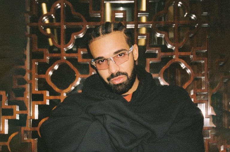 O Drake κατέρριψε ρεκόρ των Beatles στο Billboard 200