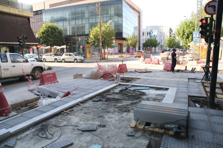 Δήμος Λαρισαίων: Κυκλοφοριακές ρυθμίσεις λόγω εργασιών στις οδούς Ηφαίστου – Πρωτομαγιάς