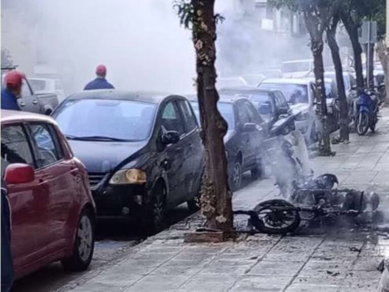 Βόλος: Φλόγες σε κάδο και μηχανάκι “ξύπνησαν” τα ξημερώματα τους κατοίκους