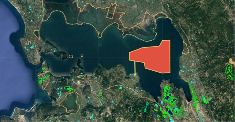 Αρνητικό ψήφισμα Περιφερειακής Ένωσης Δήμων Ηπείρου για πλωτό φωτοβολταϊκό πάρκο στον Αμβρακικό
