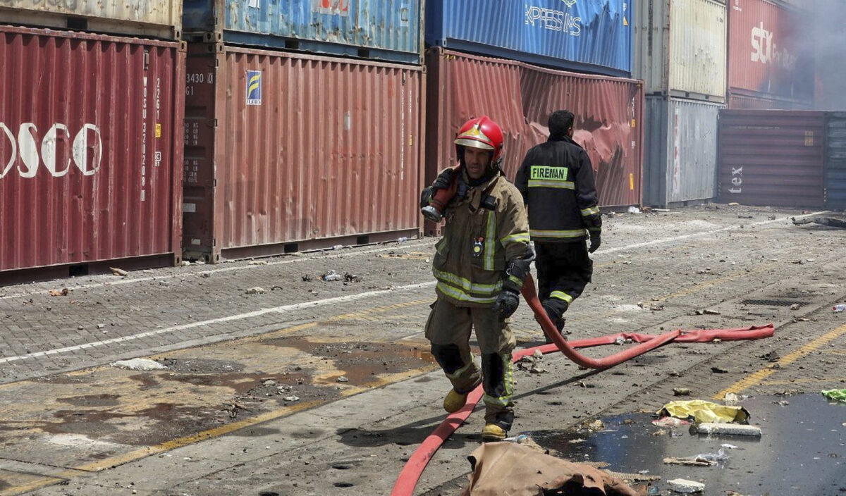 Ιράν: Τέθηκε υπό έλεγχο η πυρκαγιά που είχε εκδηλωθεί έπειτα από φονική έκρηξη σε λιμάνι