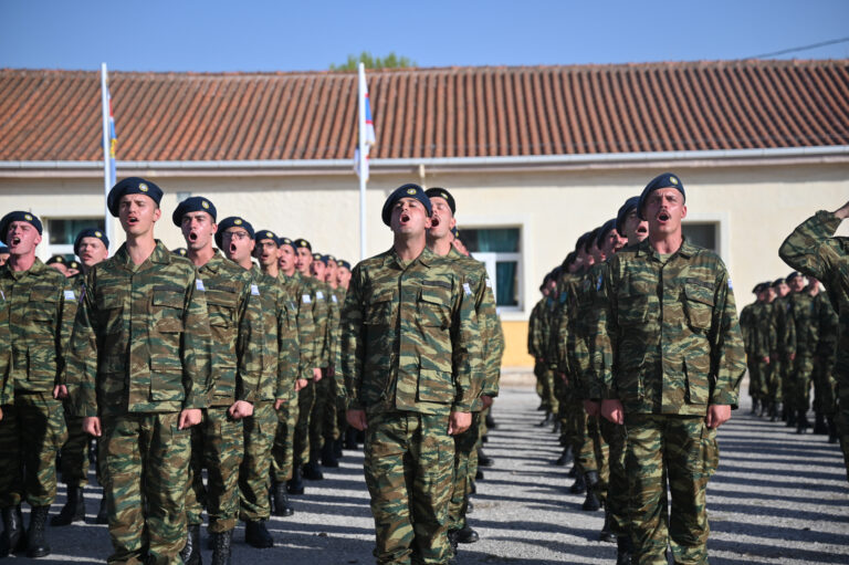 Πρόσκληση για κατάταξη στον Στρατό Ξηράς με την 2025 Γ’ ΕΣΣΟ