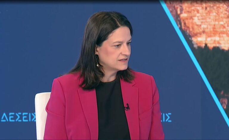 Ν. Κεραμέως: Προτεραιότητά μας να επιστρέψουμε το πλεόνασμα στην κοινωνία – 49 δισ. ευρώ οι απλήρωτες οφειλές στον e-ΕΦΚΑ