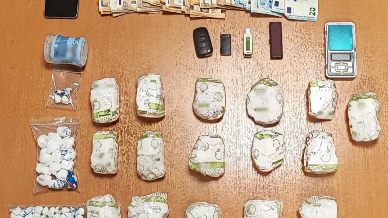 Χανιά: Χειροπέδες σε 34χρονο για κατοχή και διακίνηση ναρκωτικών – Κατασχέθηκαν 2,5 κιλά κοκαΐνη