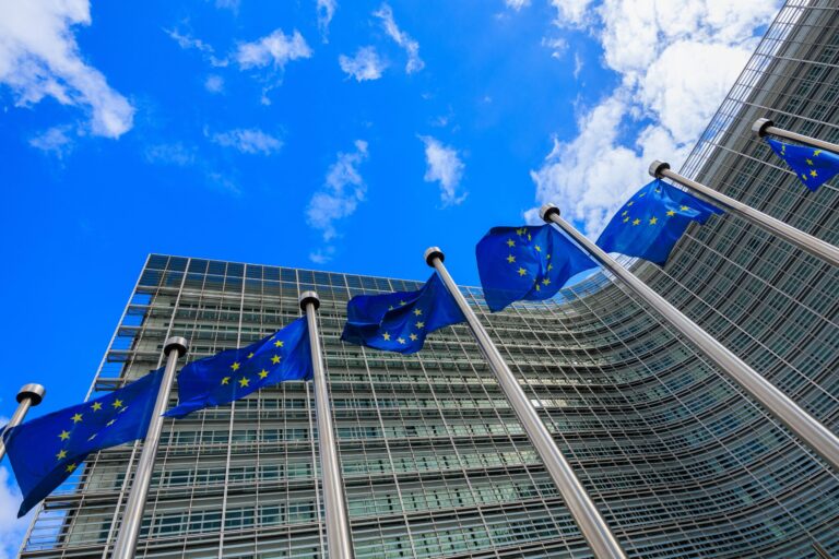 Η Ευρωπαϊκή Επιτροπή προτείνει πολυετές πρόγραμμα για την ανάκαμψη της Παλαιστίνης ύψους έως 1,6 δισ. ευρώ