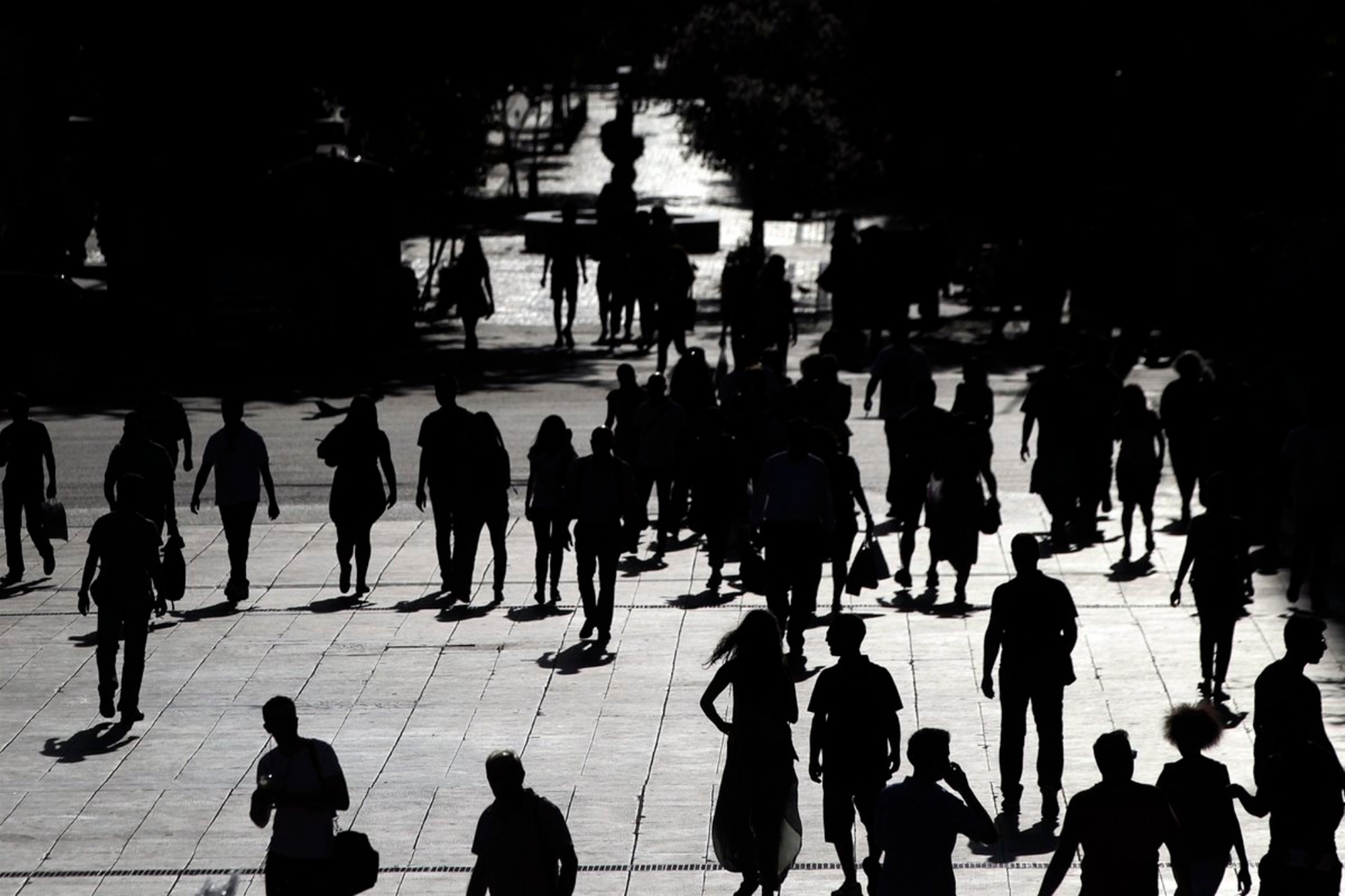 «Το δημογραφικό, ένα καινούργιο είδος εθνικής χρεοκοπίας»: Θεαματική συρρίκνωση των ατόμων κάτω των 65 ετών έως το 2050