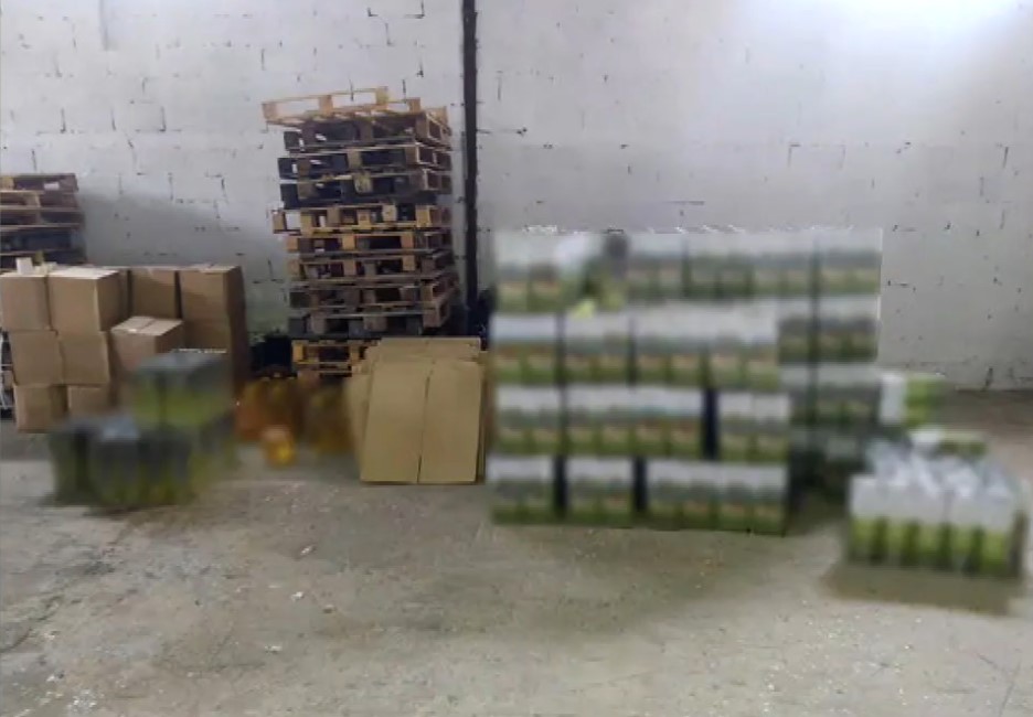 Θεσσαλονίκη: Ελεύθεροι με όρους οι πέντε συλληφθέντες για την υπόθεση με τα νοθευμένα λάδια