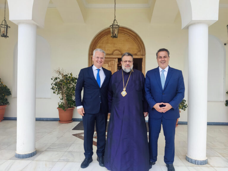 Καλαμάτα: Το Μητροπολίτη Μεσσηνίας Χρυσόστομο επισκέφθηκε ο Υπουργός Περιβάλλοντος και Ενέργειας Στ. Παπασταύρου